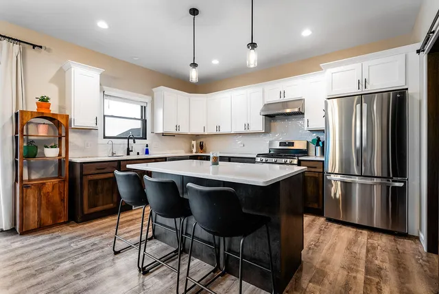 $575,000 | 618 Silver Drive, Holmen, WI 54636