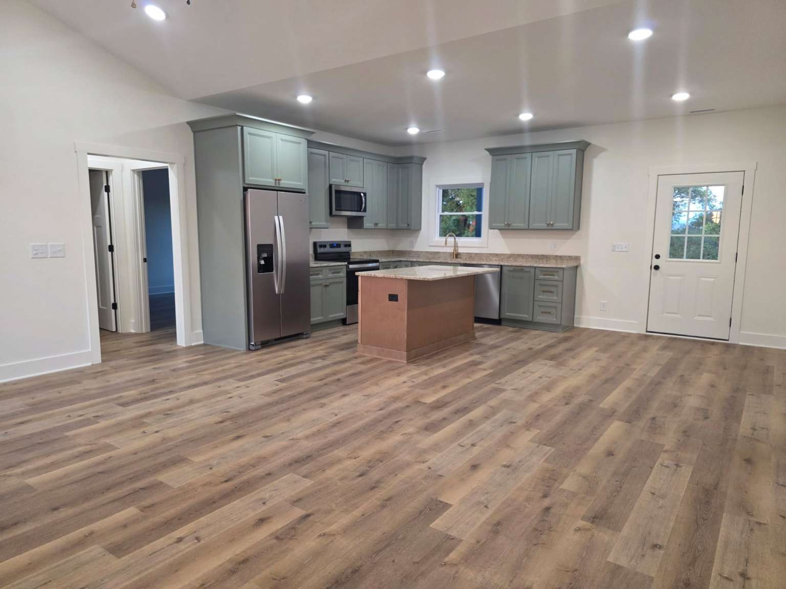 1557 Rowe Gap Road Winchester, TN 37398 - Photo 7 of 21 Gallery Image 7