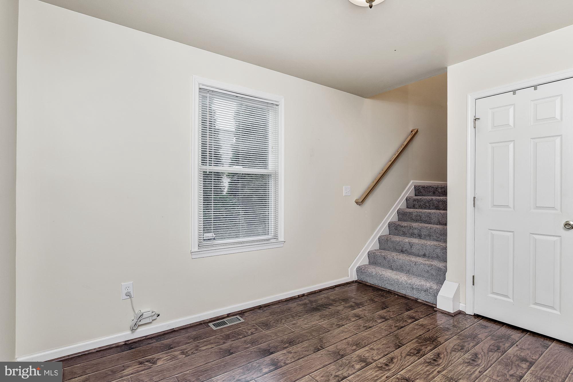 1618 Hilltop Road Edgewater, MD 21037 - Photo 2 of 42 Foyer