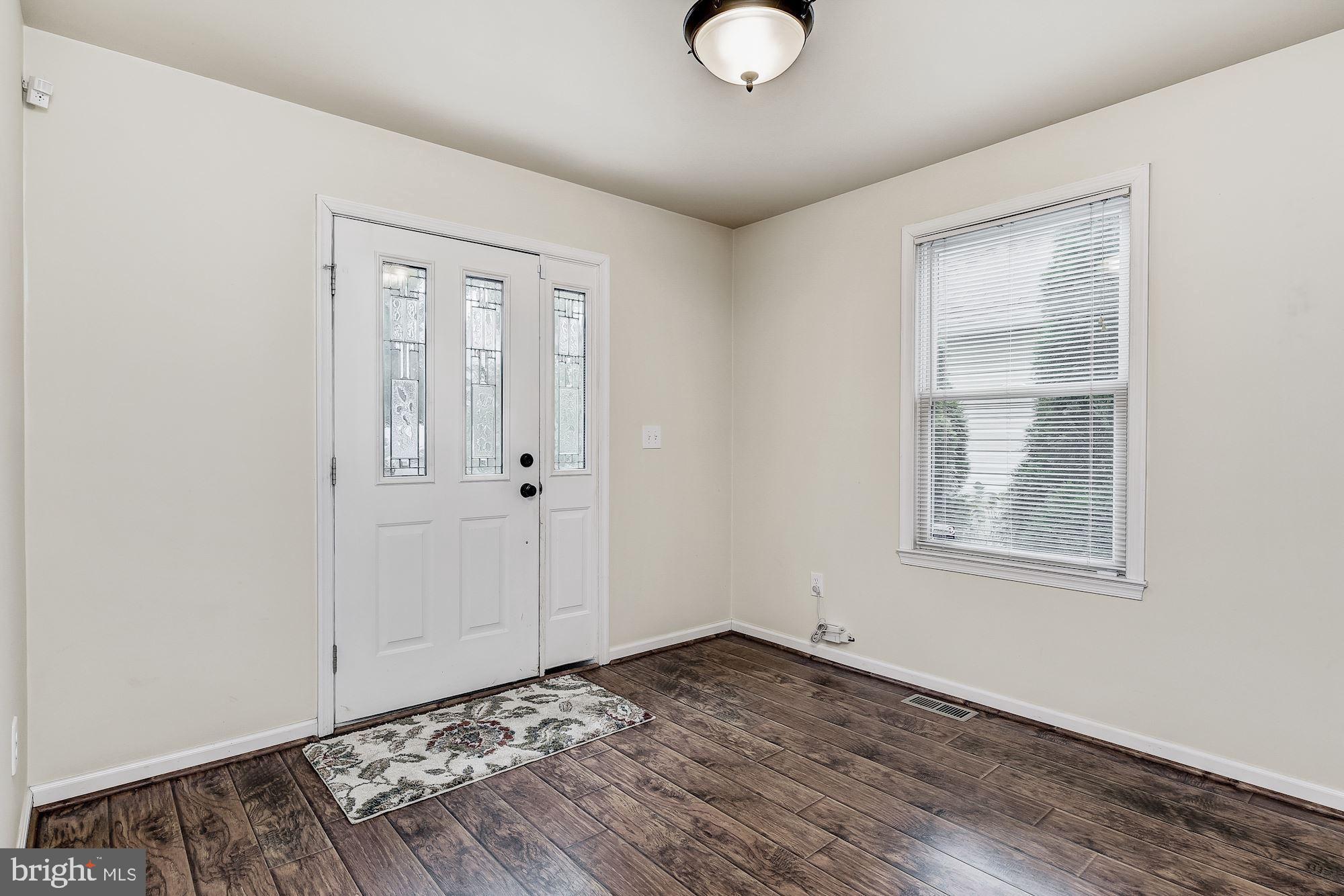 1618 Hilltop Road Edgewater, MD 21037 - Photo 3 of 42 Foyer