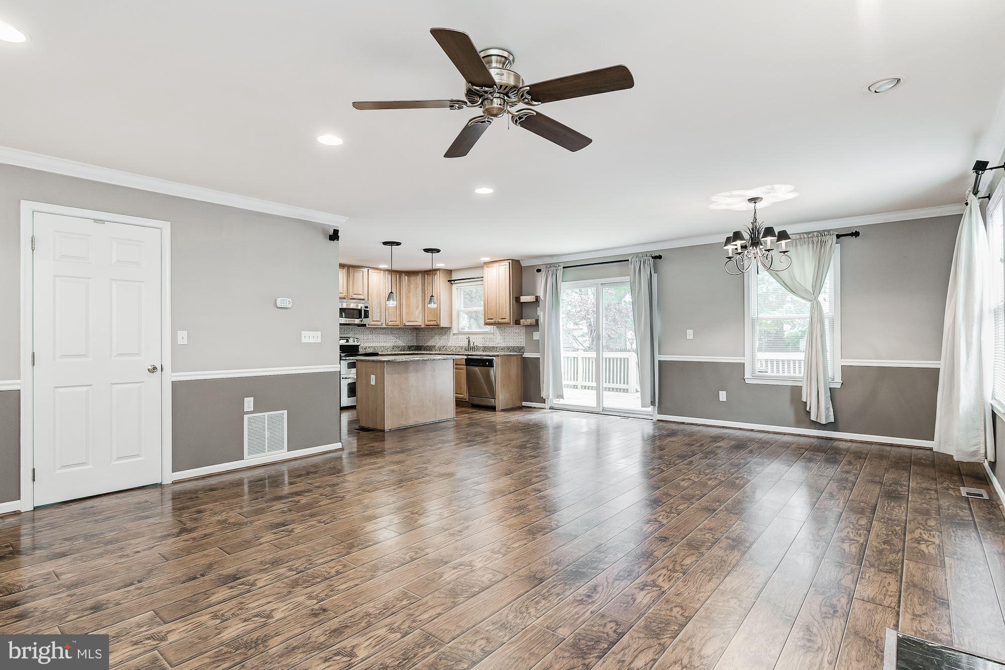 1618 Hilltop Road Edgewater, MD 21037 - Photo 6 of 42 Living Room
