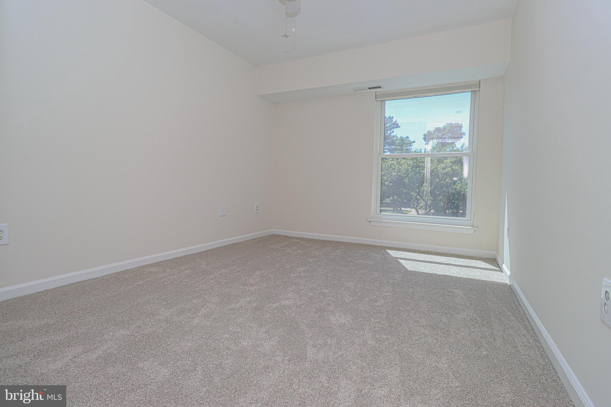 140 Georgetown Road, Unit 10 Annapolis, MD 21403 - Photo 33 of 43 Bedroom 3