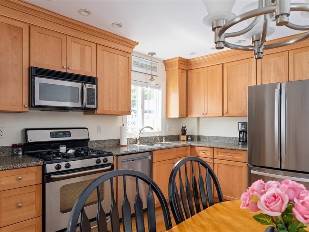 9 Kane Street Fall River, MA 02720 - Photo 12 of 25 Gallery Image 12