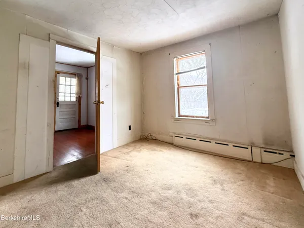 $111,000 | 9 Depot Street, Monroe, MA 01350