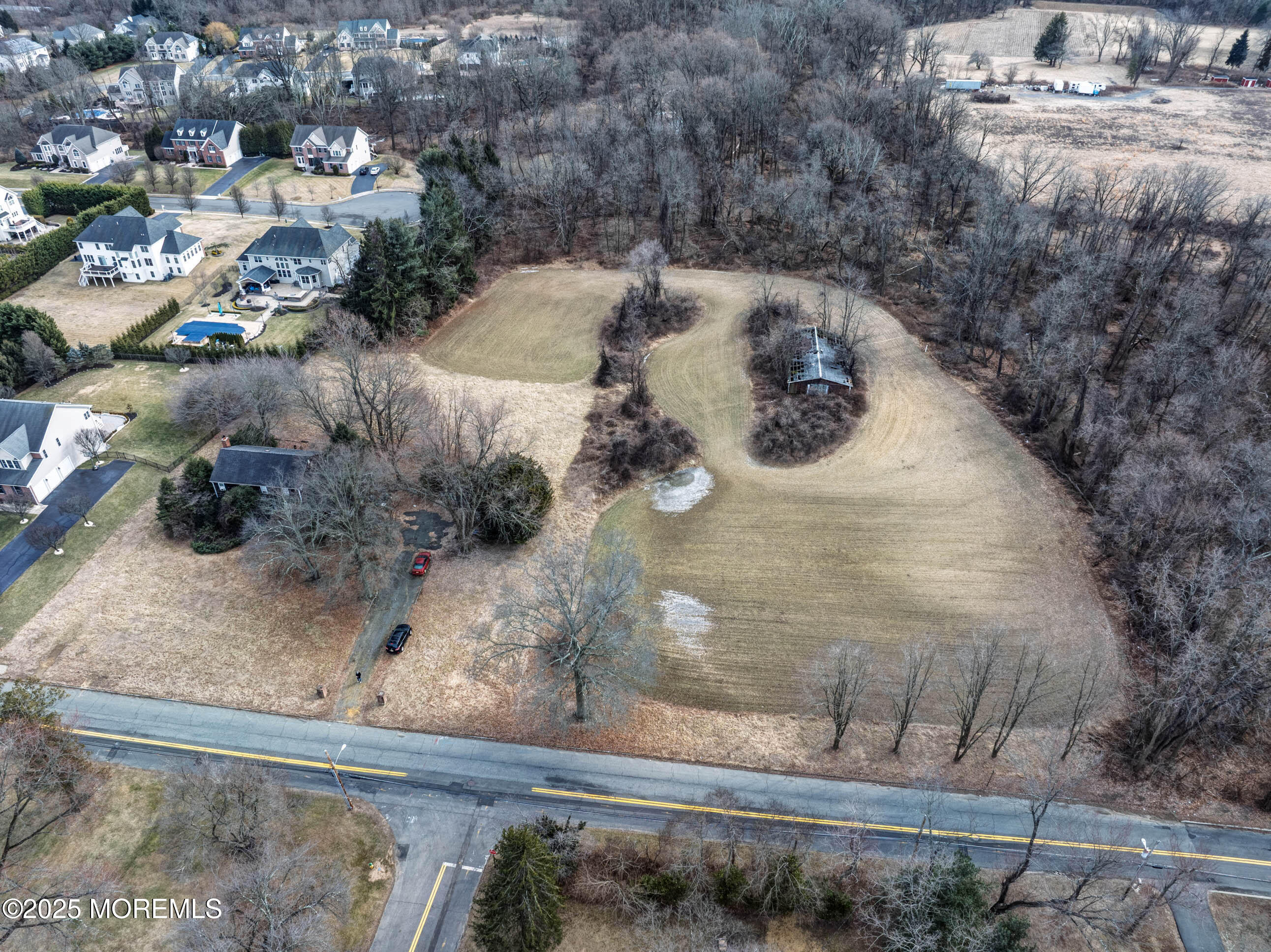 16 Pleasant Valley Road Morganville, NJ 07751 - Photo 10 of 18