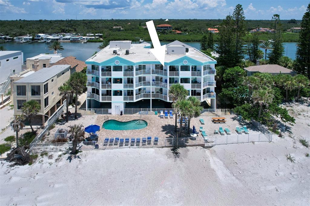 24 Gulf Boulevard, Unit 3B Indian Rocks Beach, FL 33785 - Photo 6 of 36 Gallery Image 6