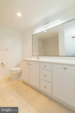 $289,900 | 10570 Main Street, Unit 424, Fairfax, VA 22030