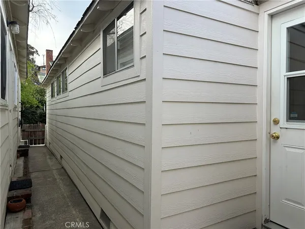 a view of a house with a small space