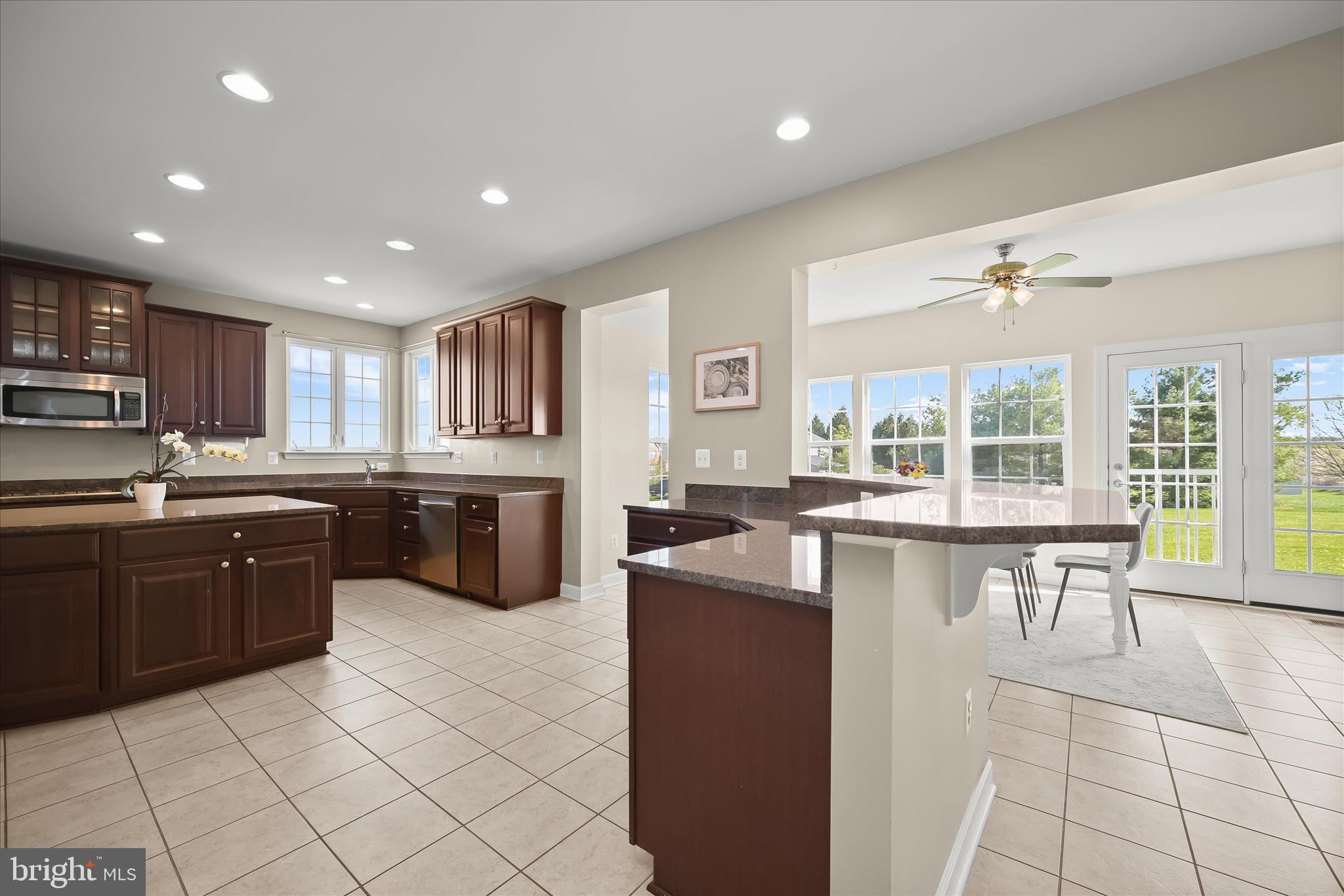 10138 Roulette Drive Hagerstown, MD 21740 - Photo 25 of 83 Eat-In Kitchen - Breakfast Room