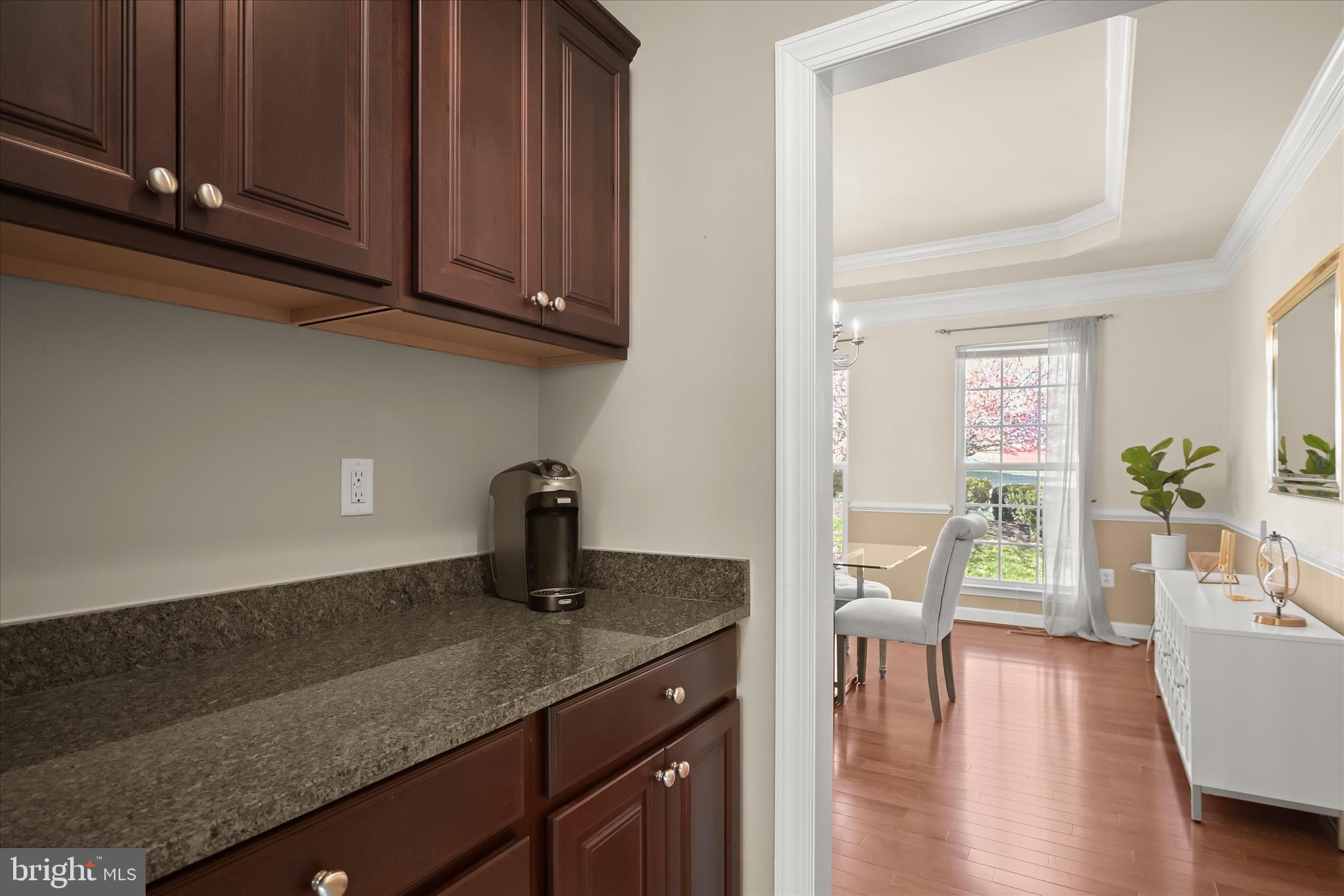 10138 Roulette Drive Hagerstown, MD 21740 - Photo 32 of 83 Coffee Bar