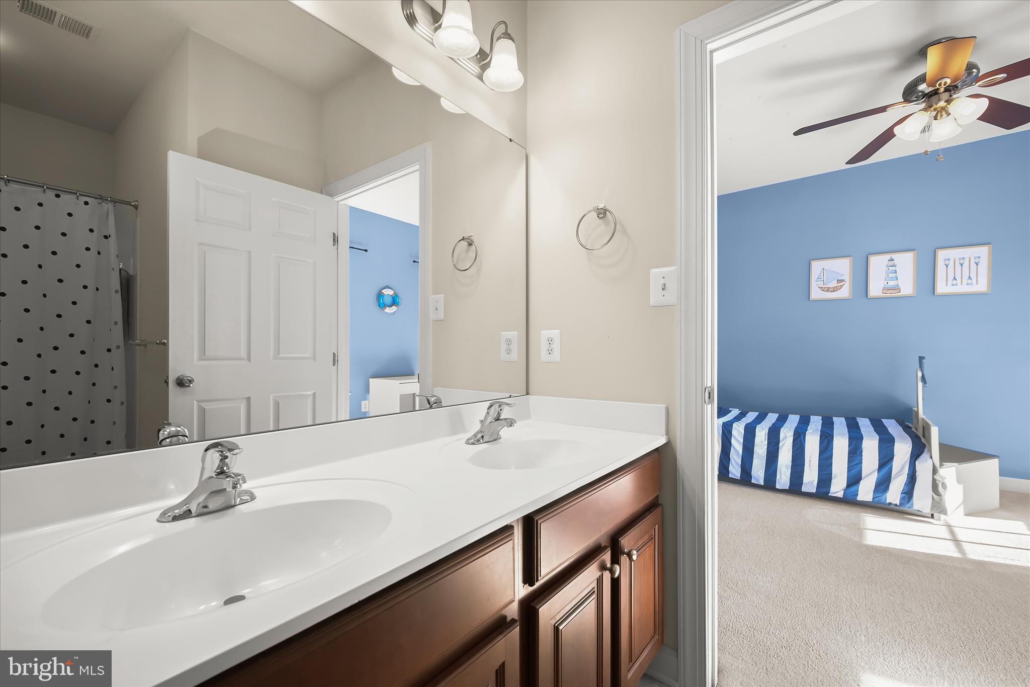 10138 Roulette Drive Hagerstown, MD 21740 - Photo 58 of 83 Dual Entry Full Bath