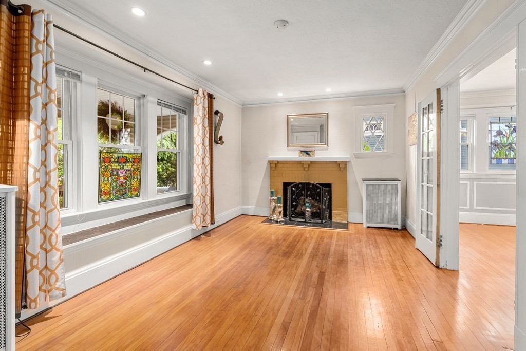 31 Chester Road, Unit 1 Belmont, MA 02478 - Photo 4 of 18 Gallery Image 4