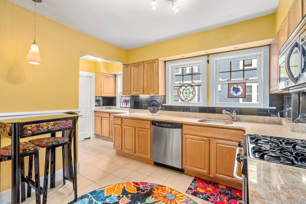 31 Chester Road, Unit 1 Belmont, MA 02478 - Photo 8 of 18 Gallery Image 8