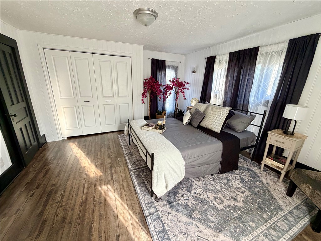 2048 Ridge Road Ontario, NY 14519 - Photo 26 of 47 main bedroom