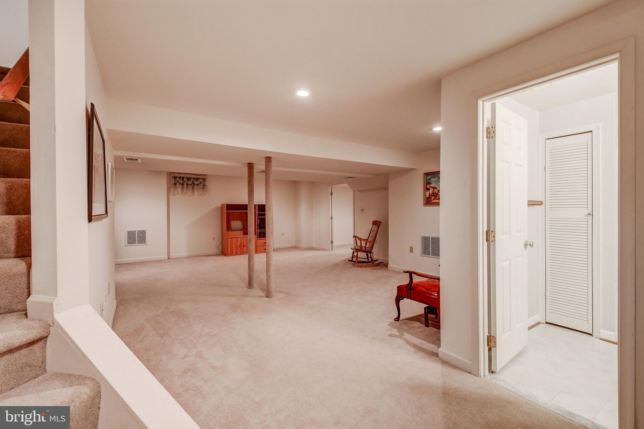 2776 Thornbrook Road Ellicott City, MD 21042 - Photo 40 of 51 Gallery Image 40
