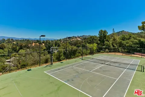 $15,900,000 | 11971 Lockridge Road, Studio City, CA 91604