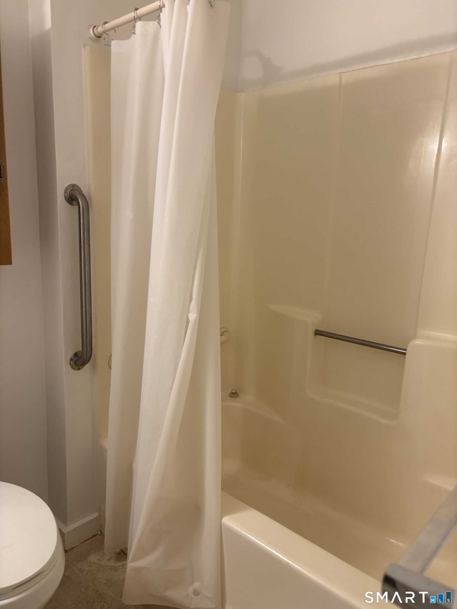 415 Asbury Ridge, Unit 415 Shelton, CT 06484 - Photo 20 of 27 Gallery Image 20