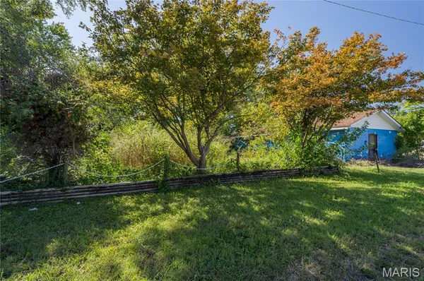 $21,000 | 3300 McCasland Avenue, East St. Louis, IL 62207