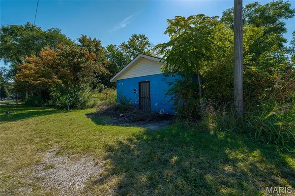 $21,000 | 3300 McCasland Avenue, East St. Louis, IL 62207