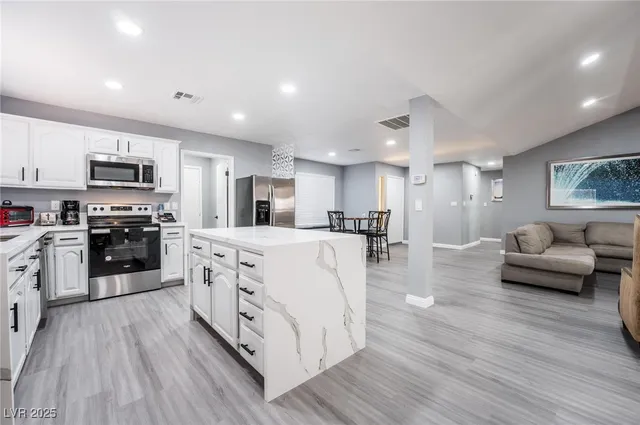 $3,495 | 7439 Trudy Lane, Las Vegas, NV 89123