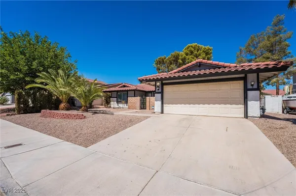 $3,495 | 7439 Trudy Lane, Las Vegas, NV 89123