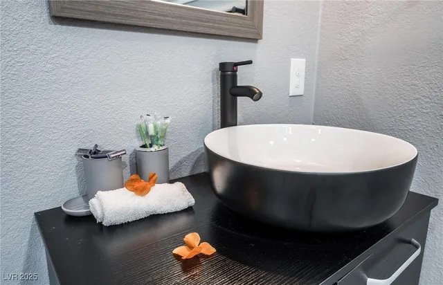 $3,495 | 7439 Trudy Lane, Las Vegas, NV 89123