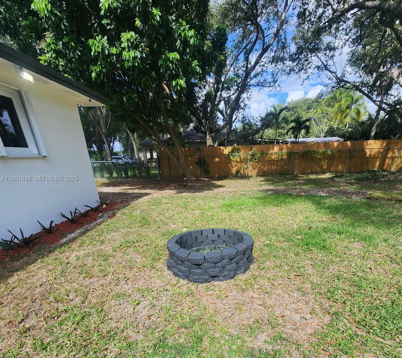 19621 Southwest 308th Street Homestead, FL 33030 - Photo 11 of 31