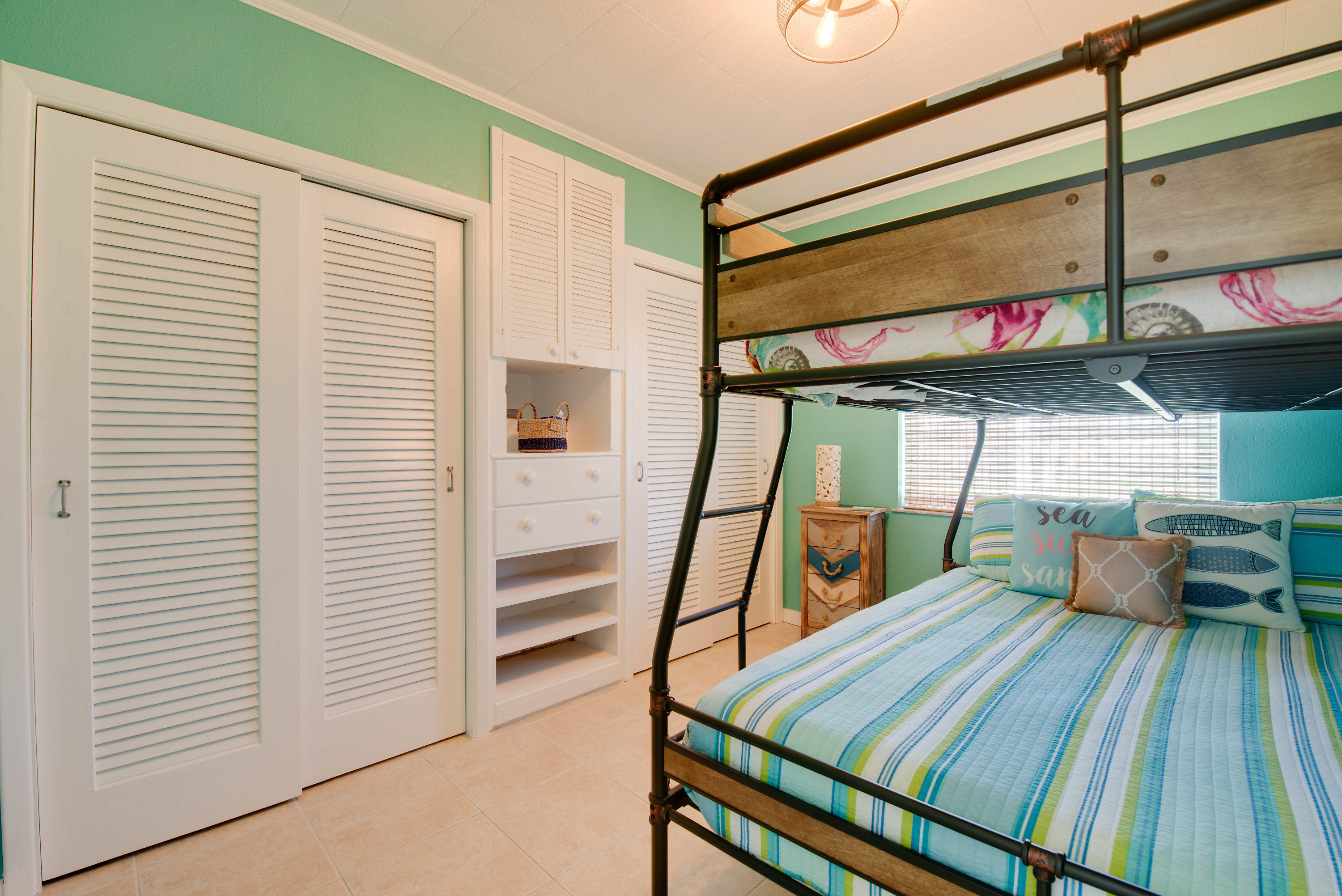 3940 Hall Road Big Pine Key, FL 33043 - Photo 25 of 33 Bedroom 1