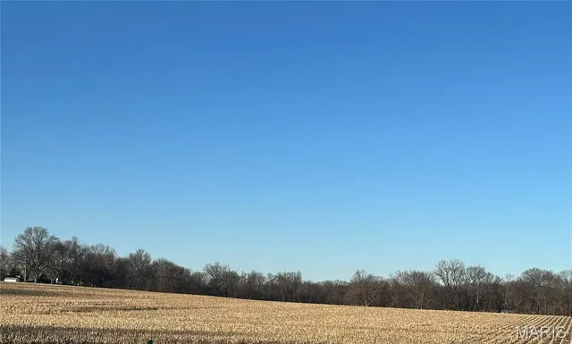 $250,000 | 2273 Staunton Road, Troy, IL 62294