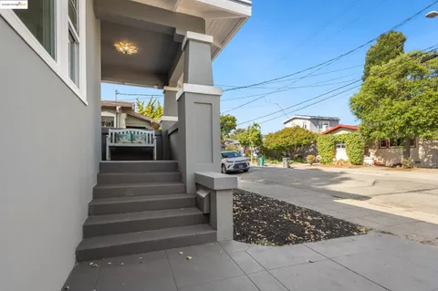 $899,000 | 4615 Manila Avenue, Oakland, CA 94609