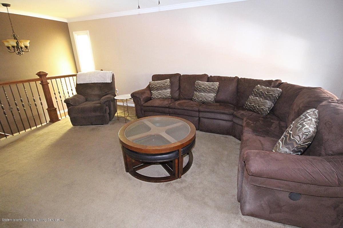 350 Rathbun Avenue Staten Island, NY 10312 - Photo 3 of 23 9