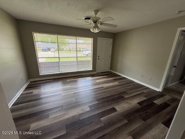 2171 Old Popp's Ferry Road Biloxi, MS 39532 - Photo 2 of 13 IMG_3677