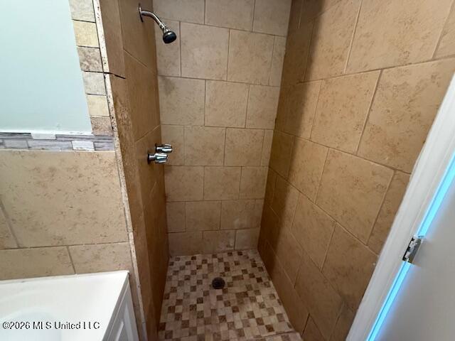 2171 Old Popp's Ferry Road Biloxi, MS 39532 - Photo 8 of 13 IMG_3684