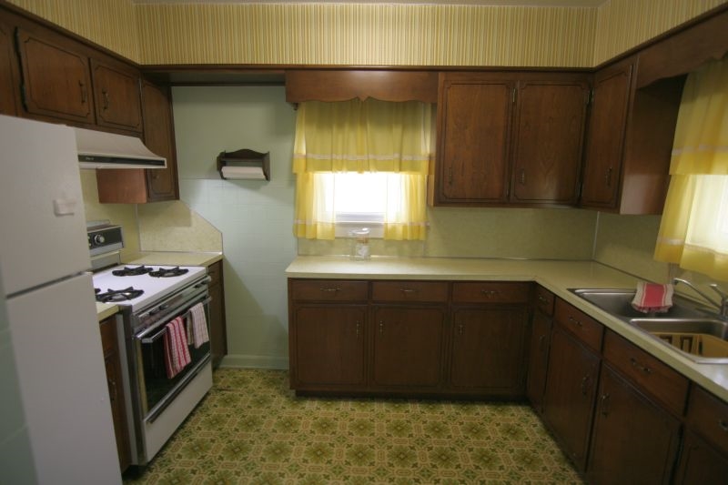 1464 West Division Road Jasper, IN 47546 - Photo 8 of 23 Gallery Image 8