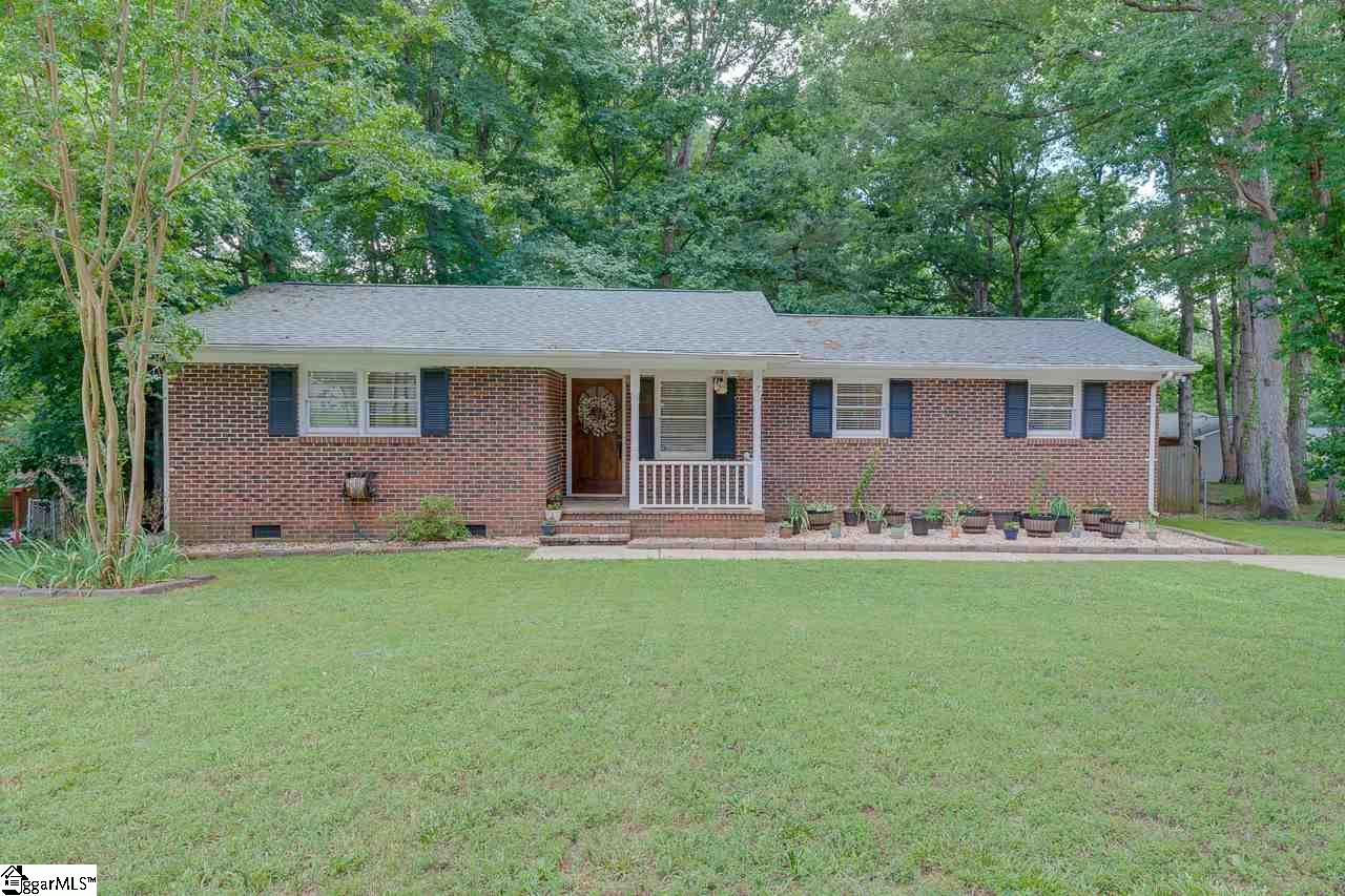 104 Branchview Court Simpsonville, SC 29680 - Photo 1 of 34 Gallery Image 1