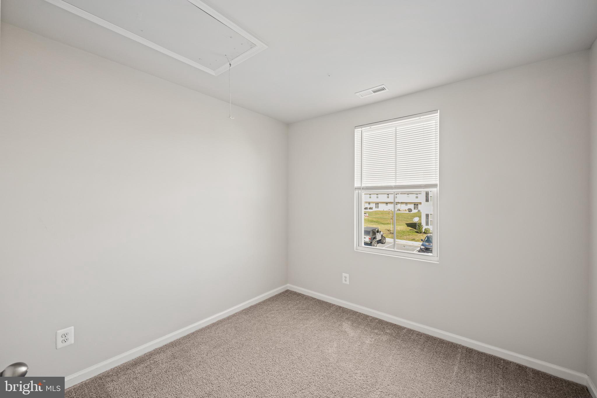 16 Azalea Circle Elkton, MD 21921 - Photo 18 of 30 an empty room with a window