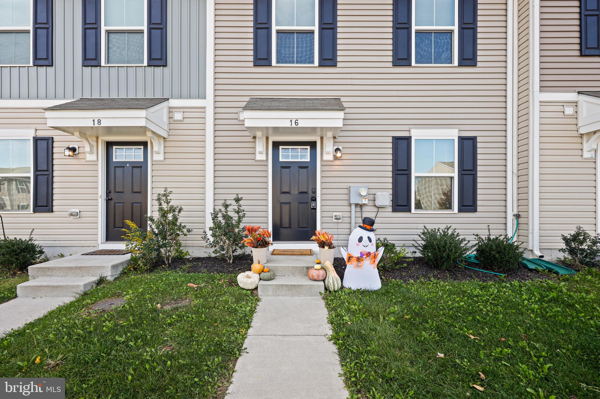 16 Azalea Circle Elkton, MD 21921 - Photo 28 of 30 a front view of a house with garden