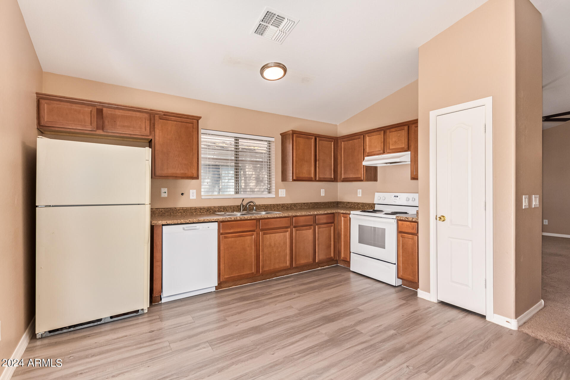 6642 East Flynn Avenue Florence, AZ 85132 - Photo 10 of 21 0013-13 - Flynn