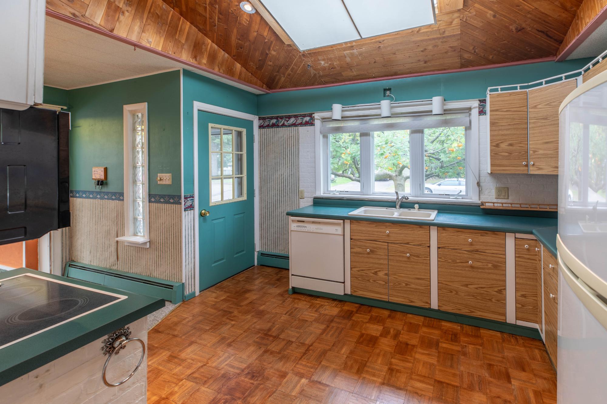504 Hemlock Street Rhinelander, WI 54501 - Photo 11 of 42 Gallery Image 11