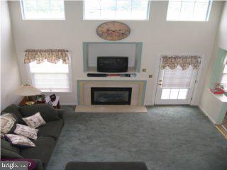 125 Raintree Crossing Hatfield, PA 19440 - Photo 4 of 6 Gallery Image 4