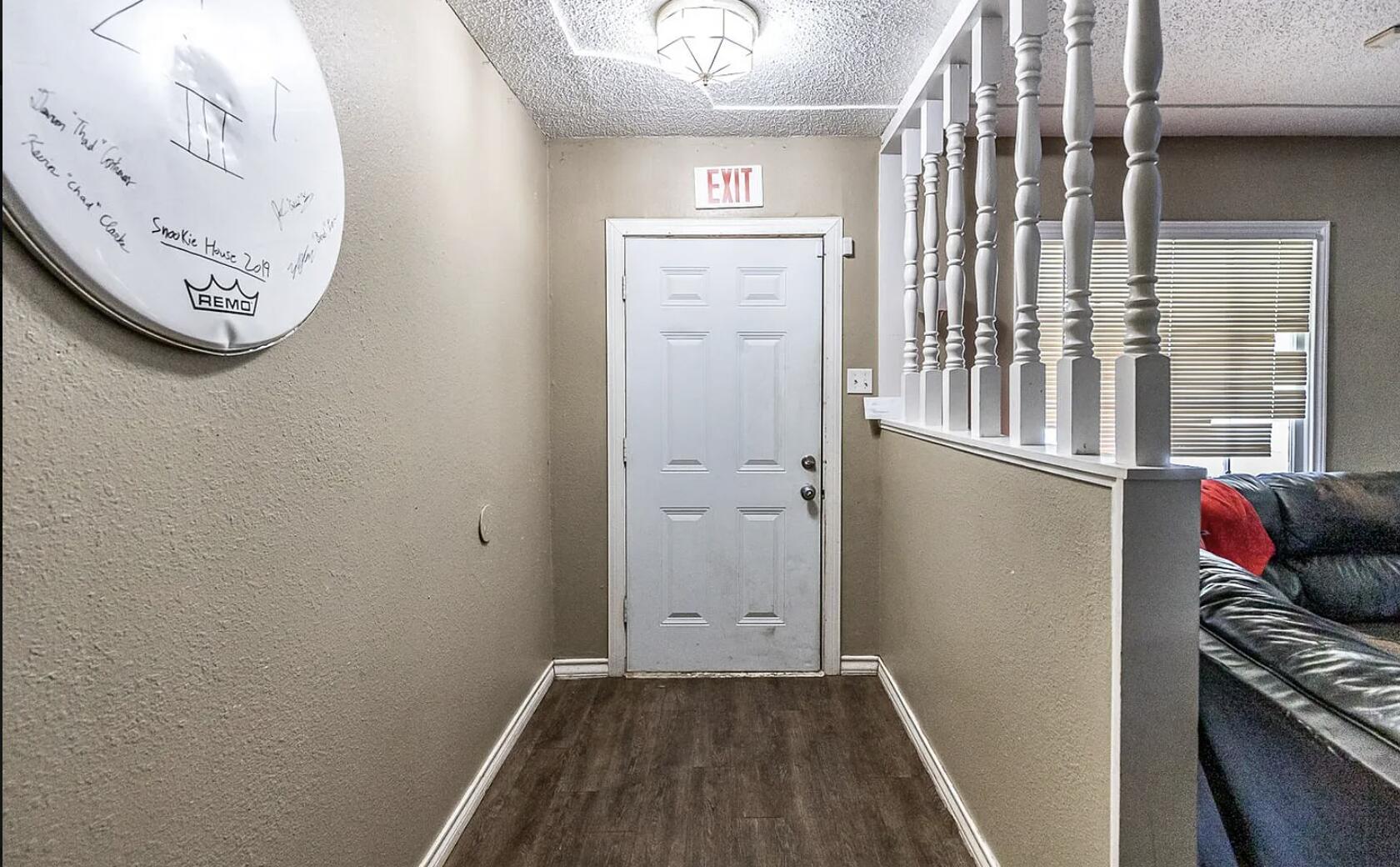 2506 36th Street Lubbock, TX 79413 - Photo 3 of 13 3