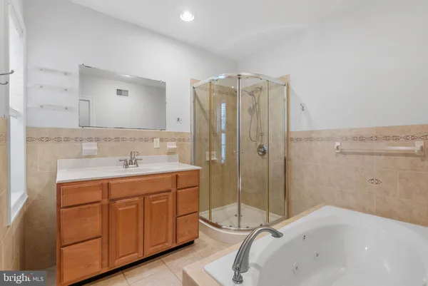 $525,000 | 614 South LeCount Street, Philadelphia, PA 19146