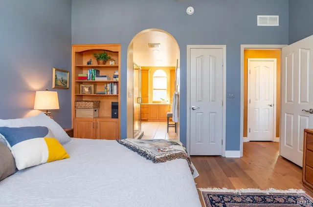 $415,000 | 737 East Moss Creek Circle, Bloomington, IN 47401