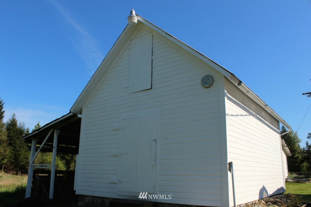 33113 Locke Road Roy, WA 98580 - Photo 14 of 23 Gallery Image 14