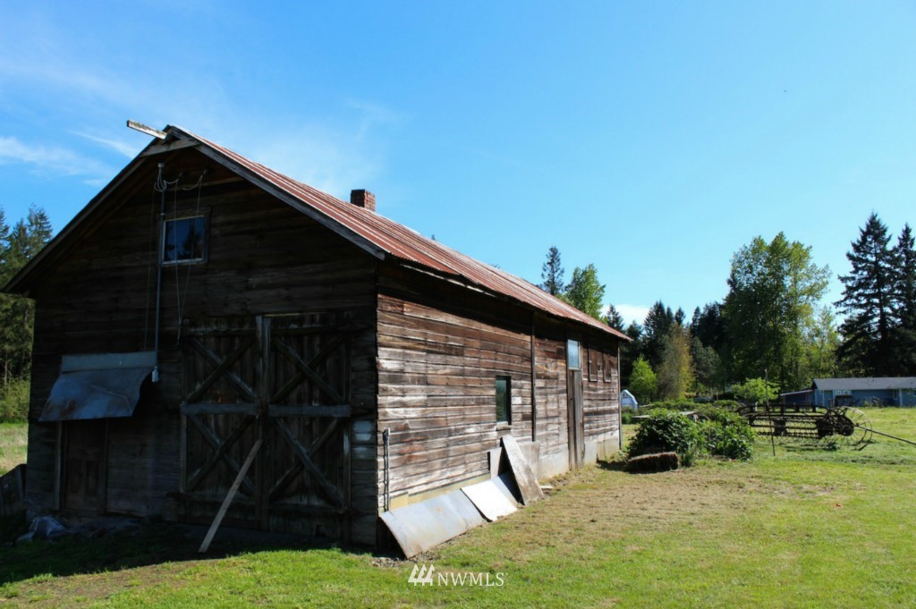 33113 Locke Road Roy, WA 98580 - Photo 17 of 23 Gallery Image 17