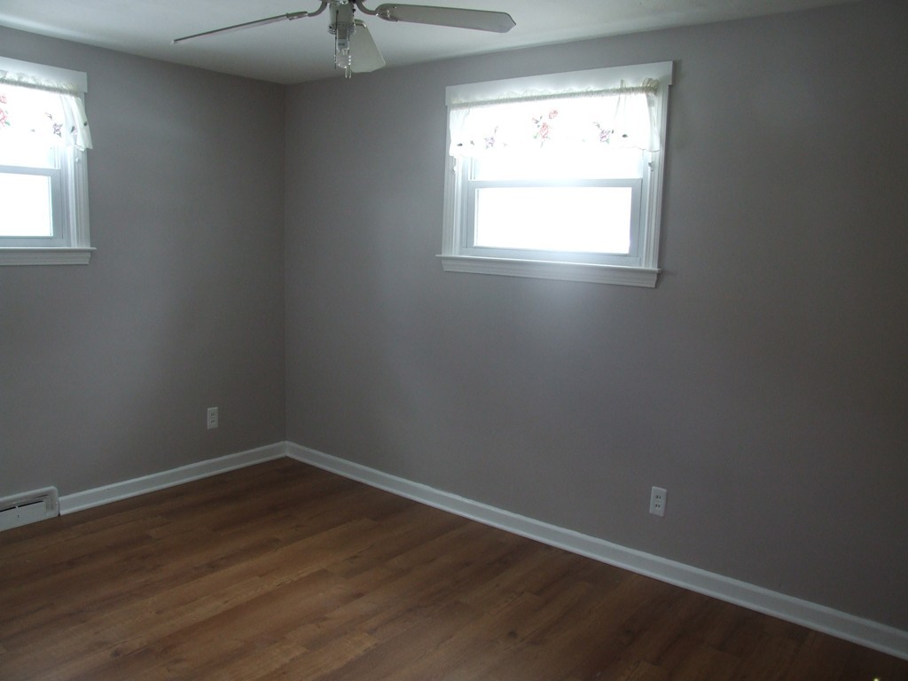 32 Stony Brook Road Springfield, MA 01118 - Photo 14 of 23 Gallery Image 14