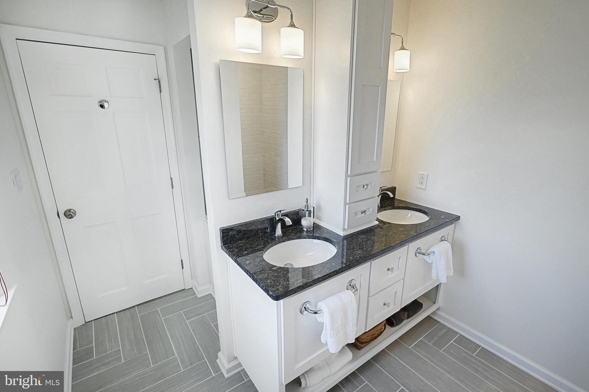 1011 Barts Church Road Hanover, PA 17331 - Photo 24 of 46 Primary Bathroom