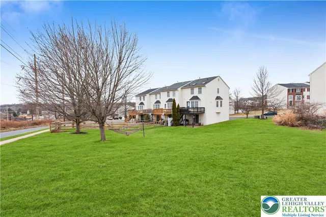 $349,000 | 307 South Oak Street, Freemansburg, PA 18017