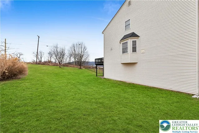 $349,000 | 307 South Oak Street, Freemansburg, PA 18017