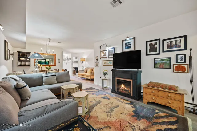 $389,000 | 88 Friendship Court, Red Bank, NJ 07701